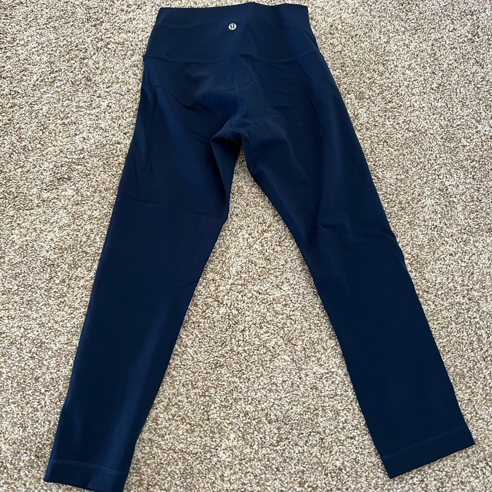Lululemon Wunder under high rise crops navy size 4.